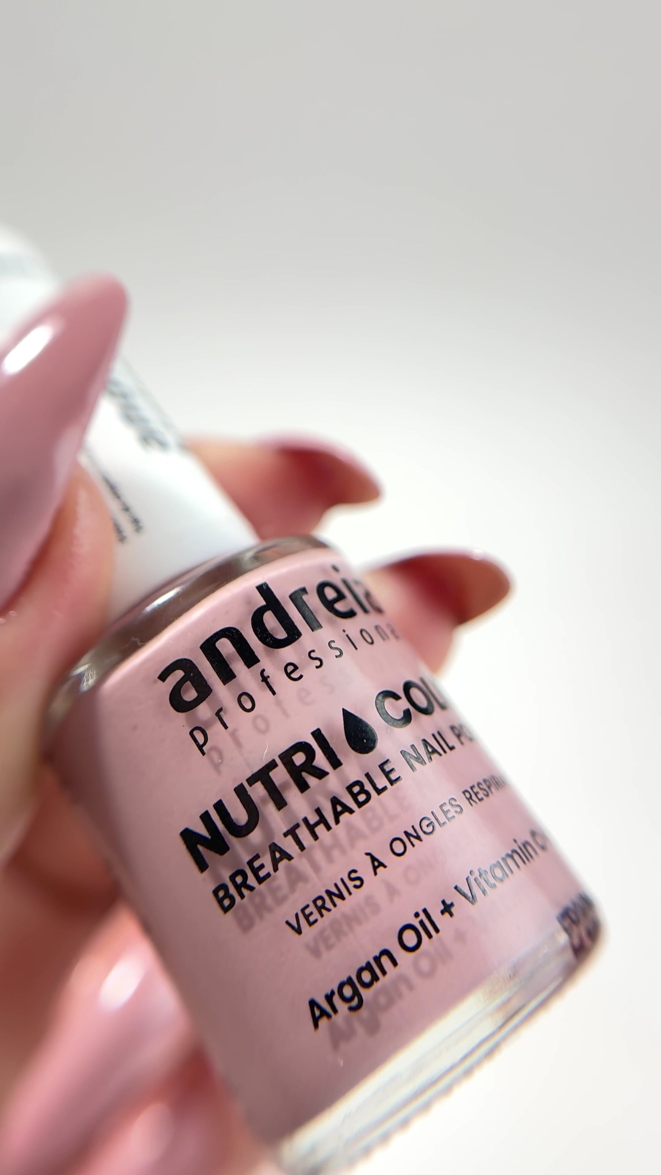 Carregar vídeo: Nutri Color - Care &amp; Colour - NC5