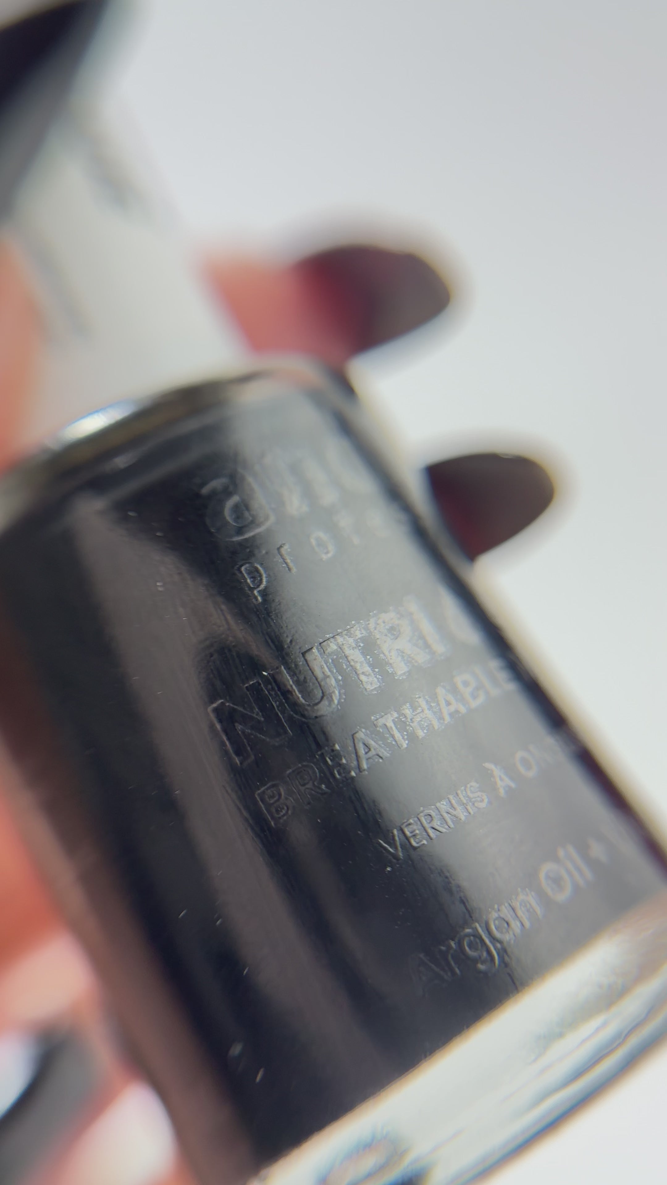 Carregar vídeo: Nutri Color - Care &amp; Colour - NC26