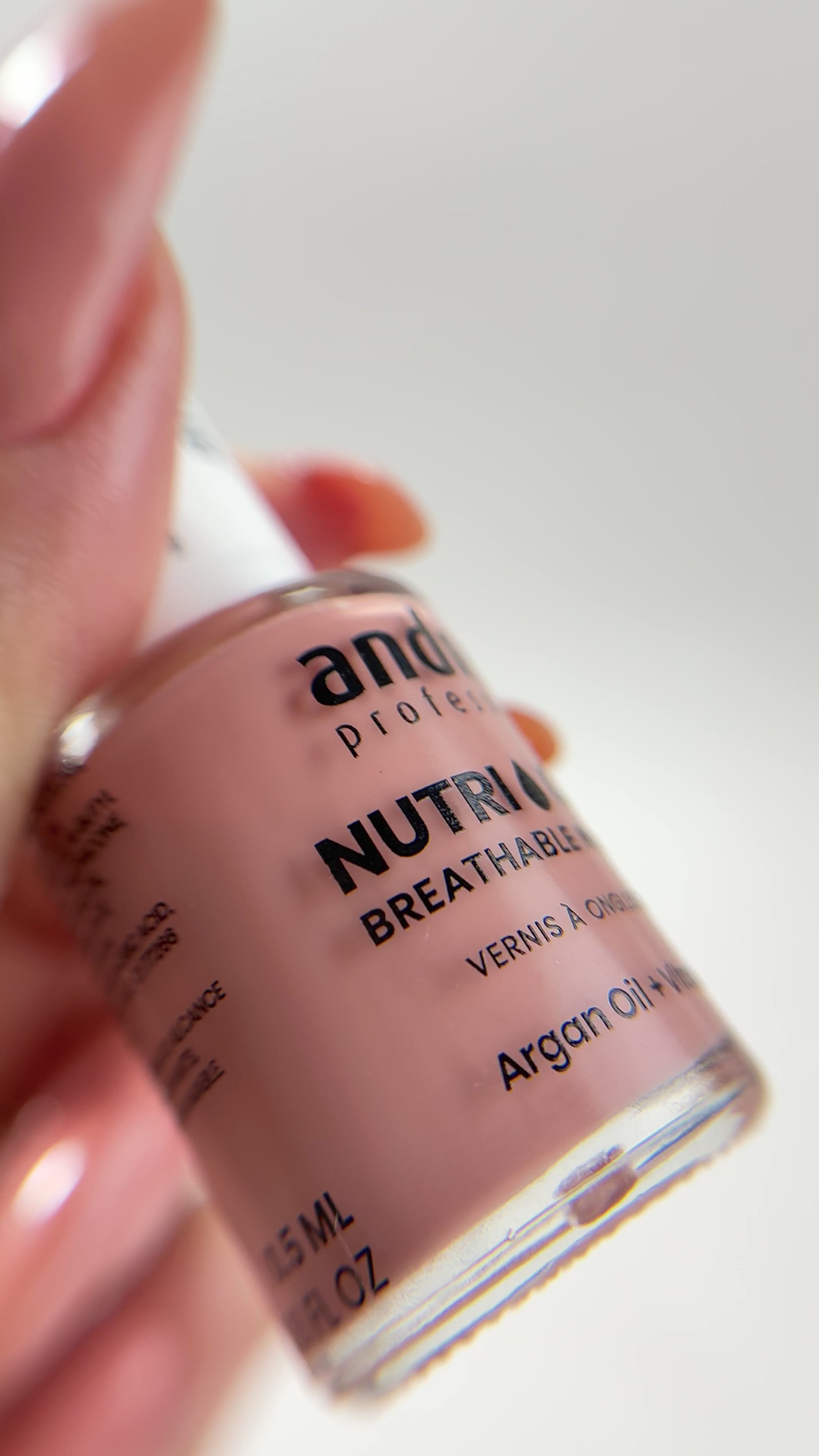 Carregar vídeo: Nutri Color - Care &amp; Colour - NC7