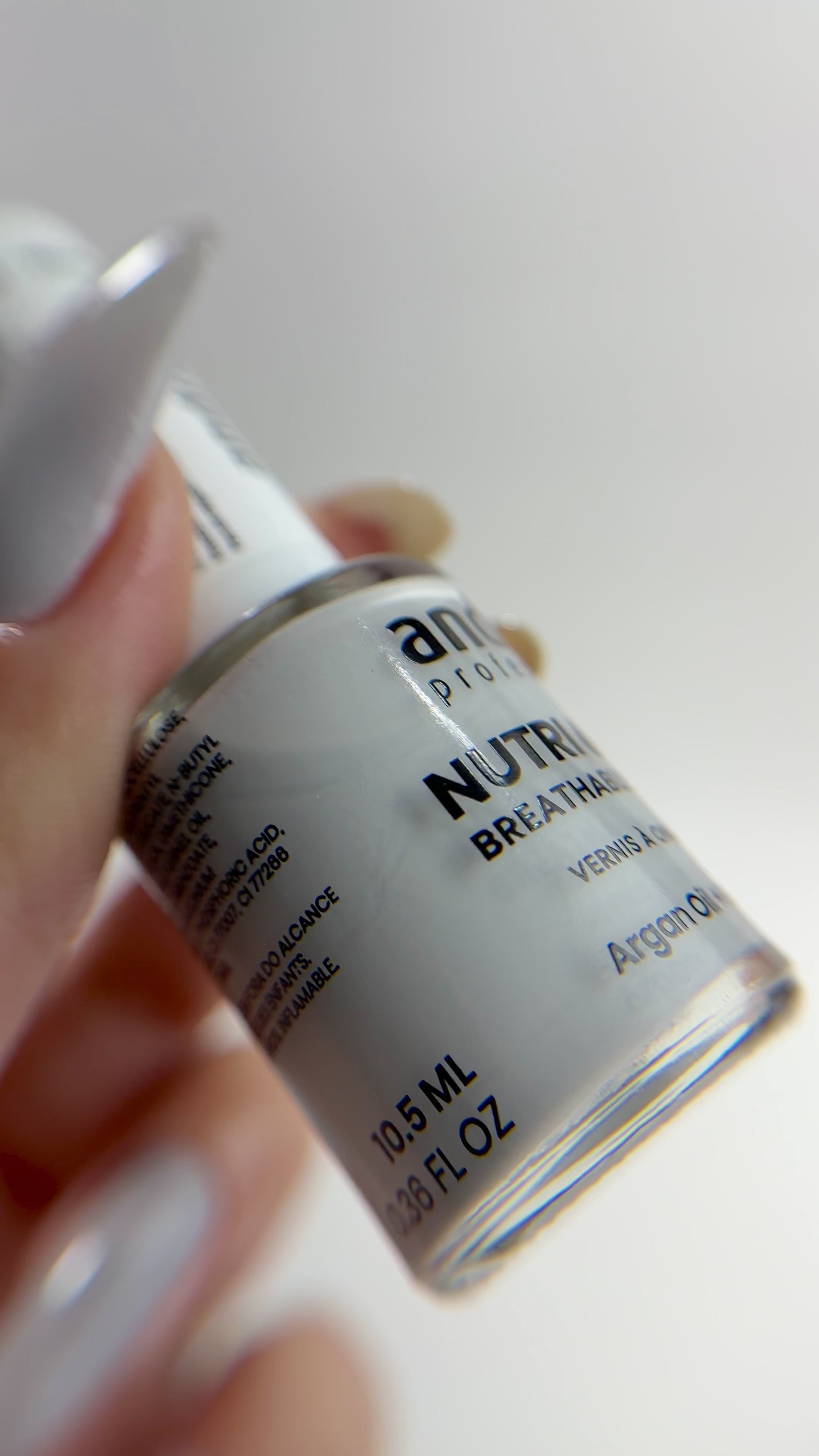 Carregar vídeo: Nutri Color - Care &amp; Colour - NC3