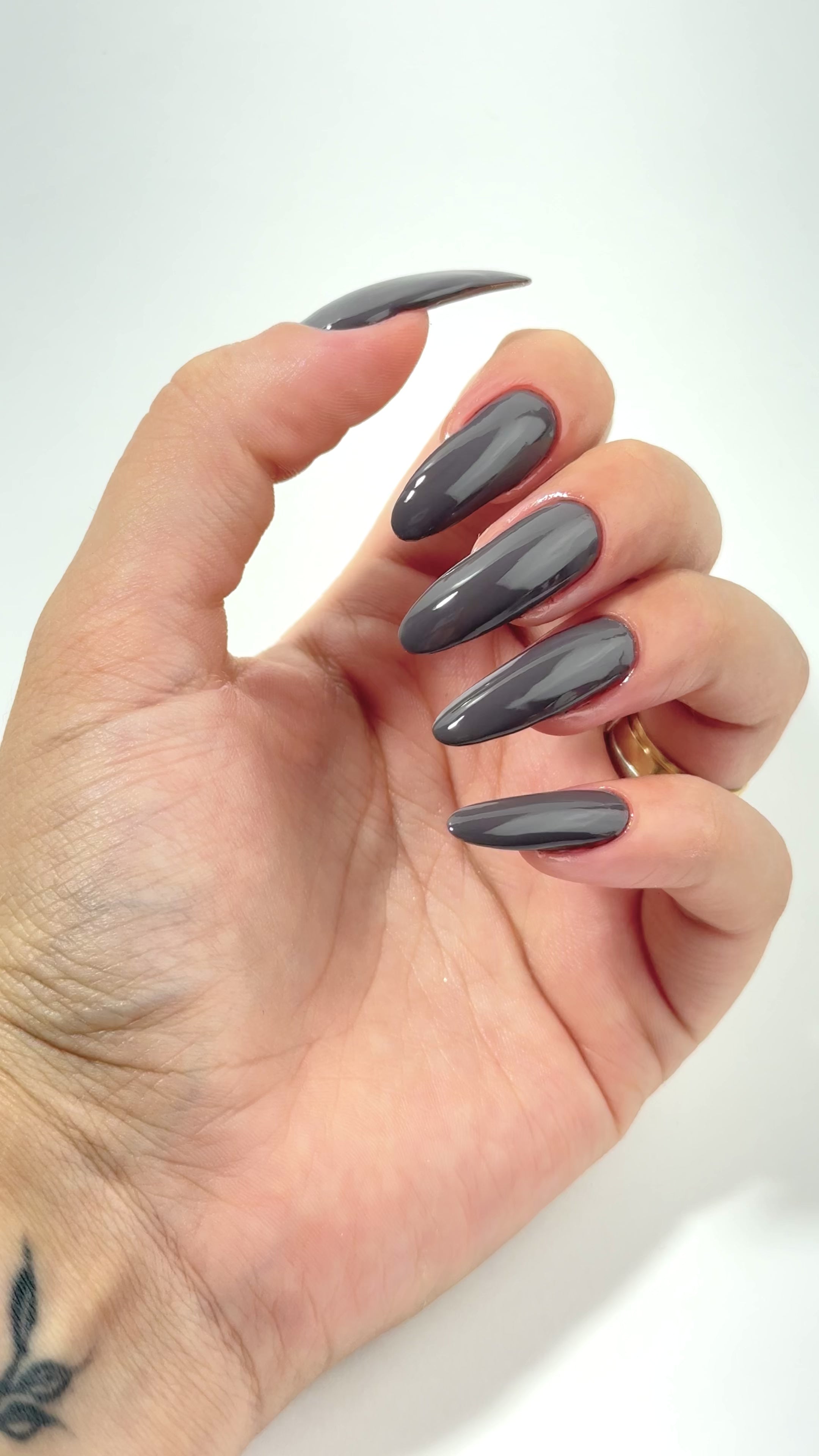 Carregar vídeo: Nutri Color - Care &amp; Colour - NC25