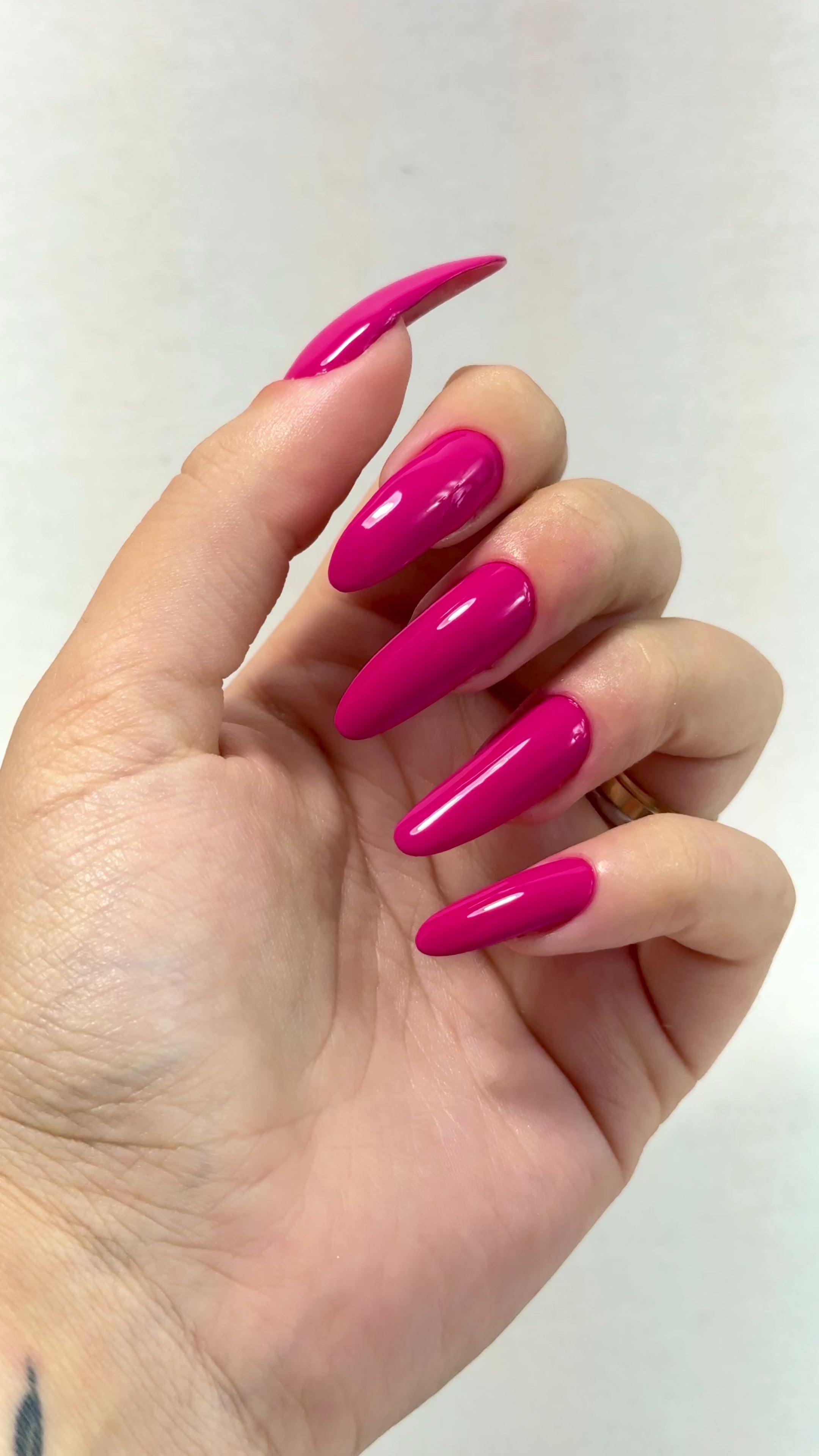 Carregar vídeo: Hybrid Gel - Fusion Color - H56