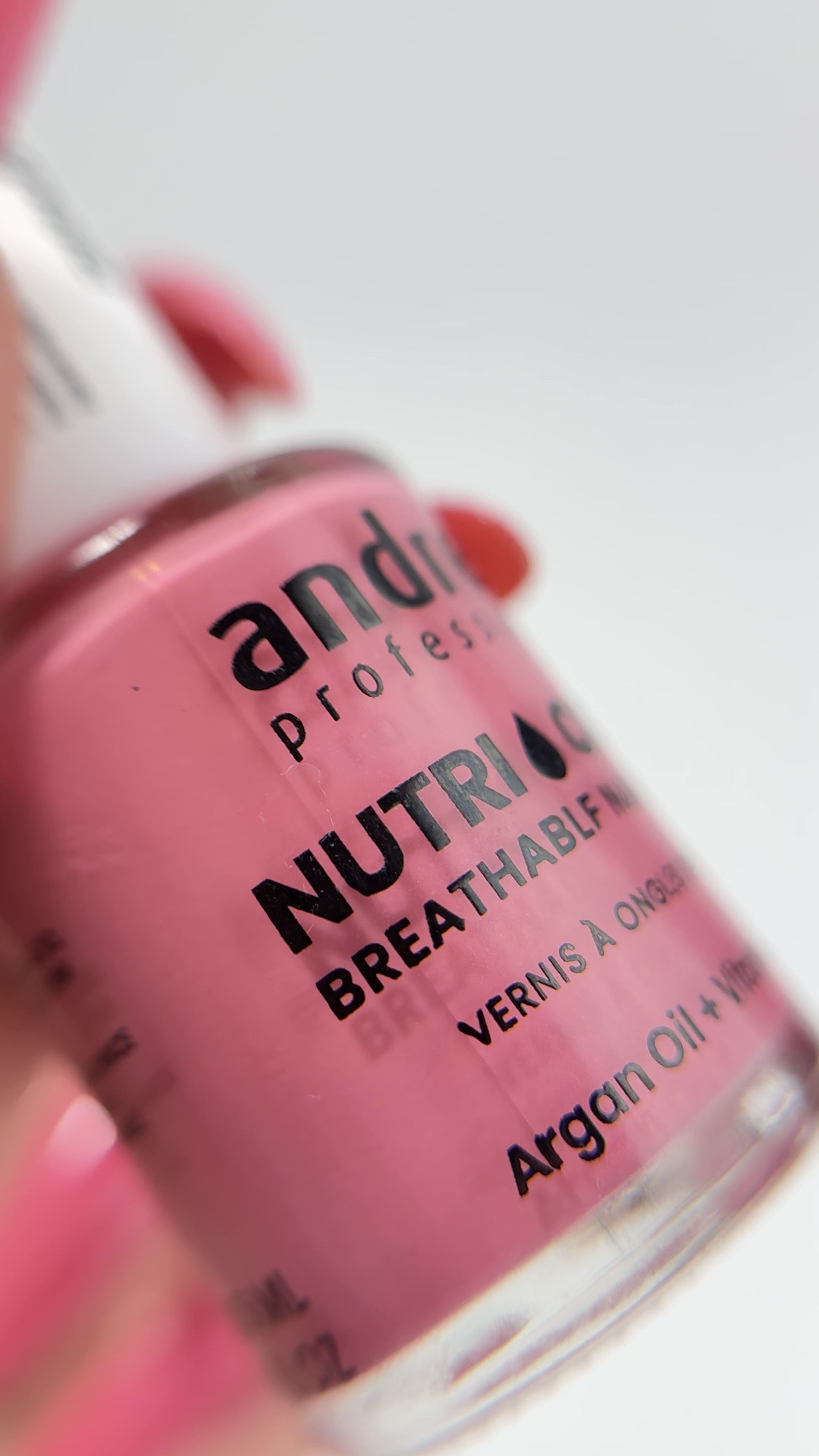 Carregar vídeo: Nutri Color - Care &amp; Colour - NC13