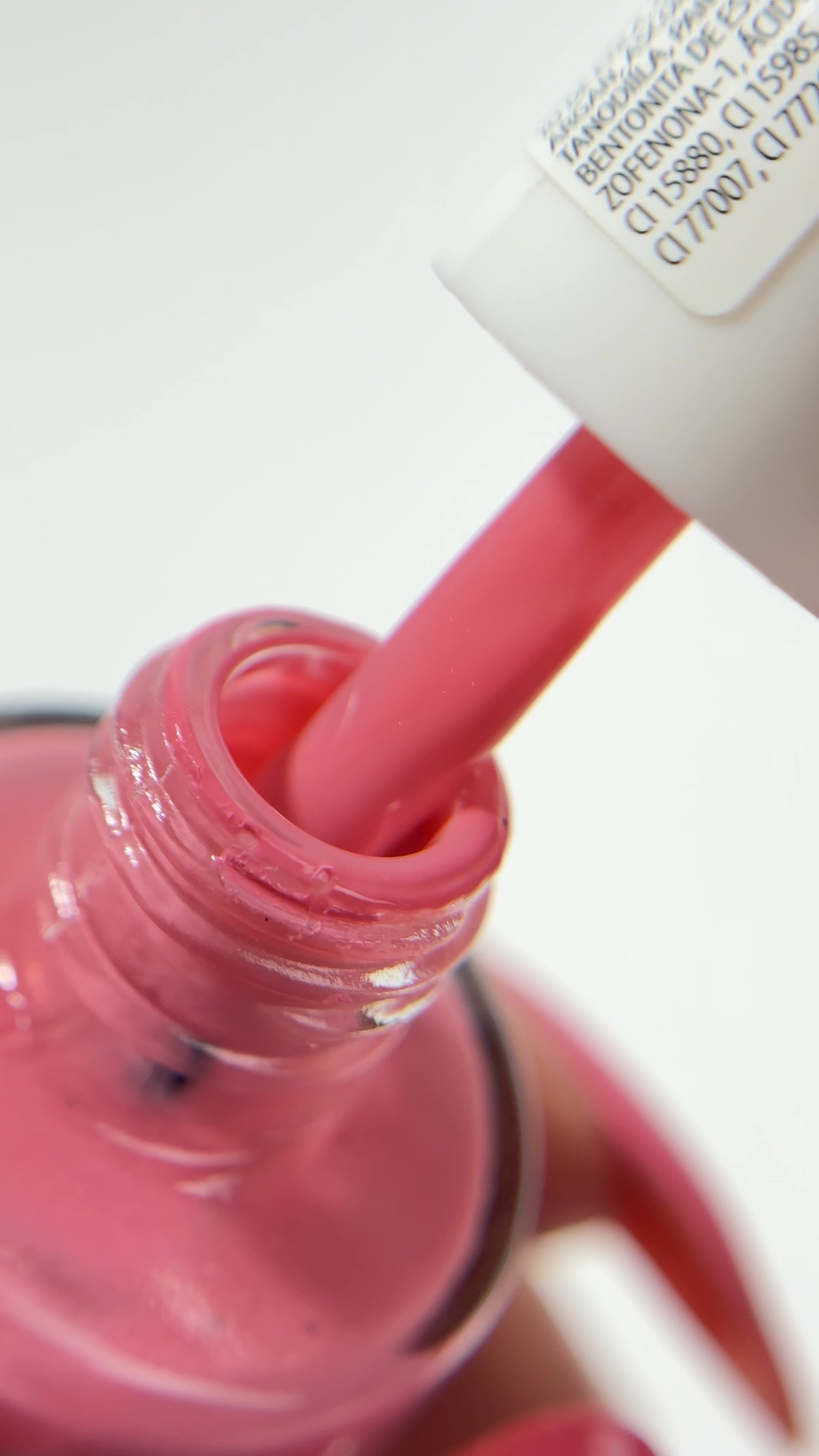 Carregar vídeo: Nutri Color - Care &amp; Colour - NC13