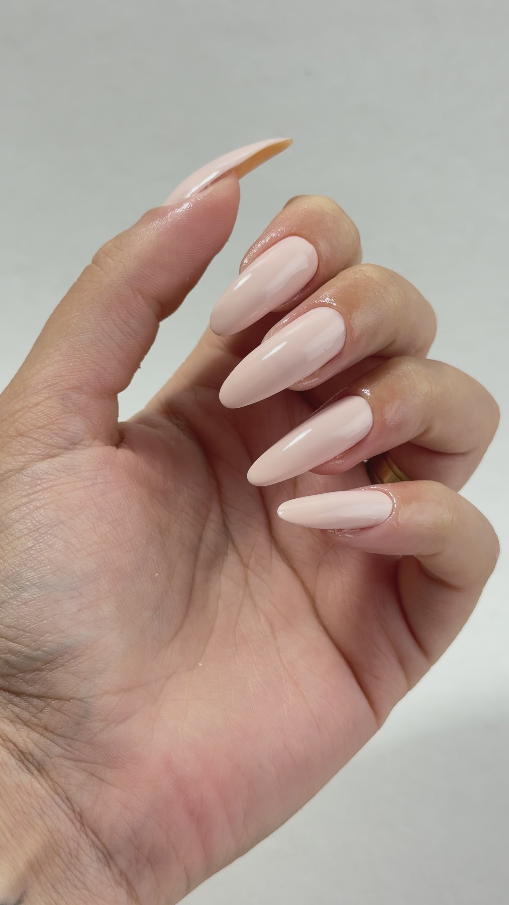 Carregar vídeo: Nutri Color - Care &amp; Colour - NC10