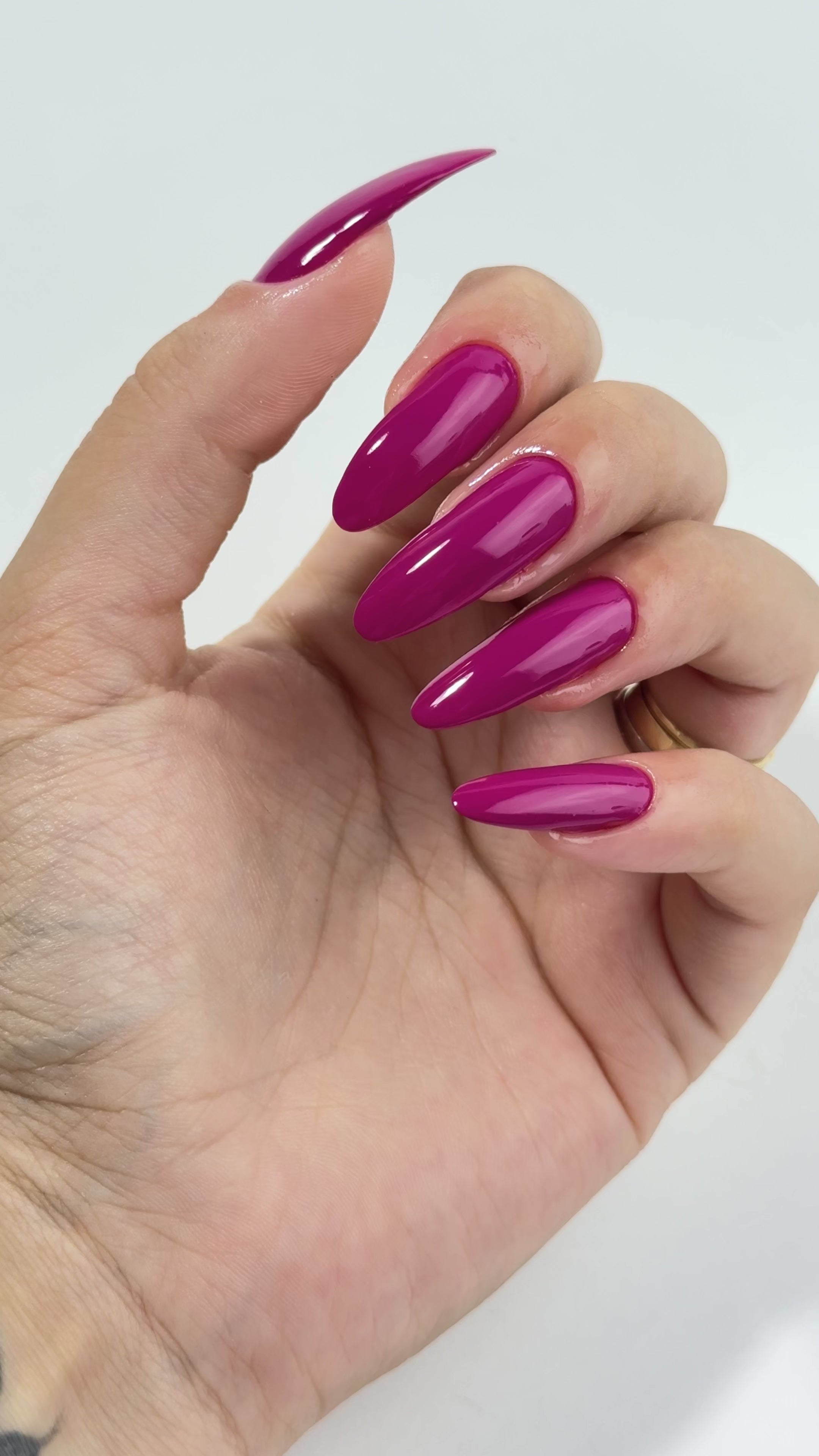 Carregar vídeo: Nutri Color - Care &amp; Colour - NC19