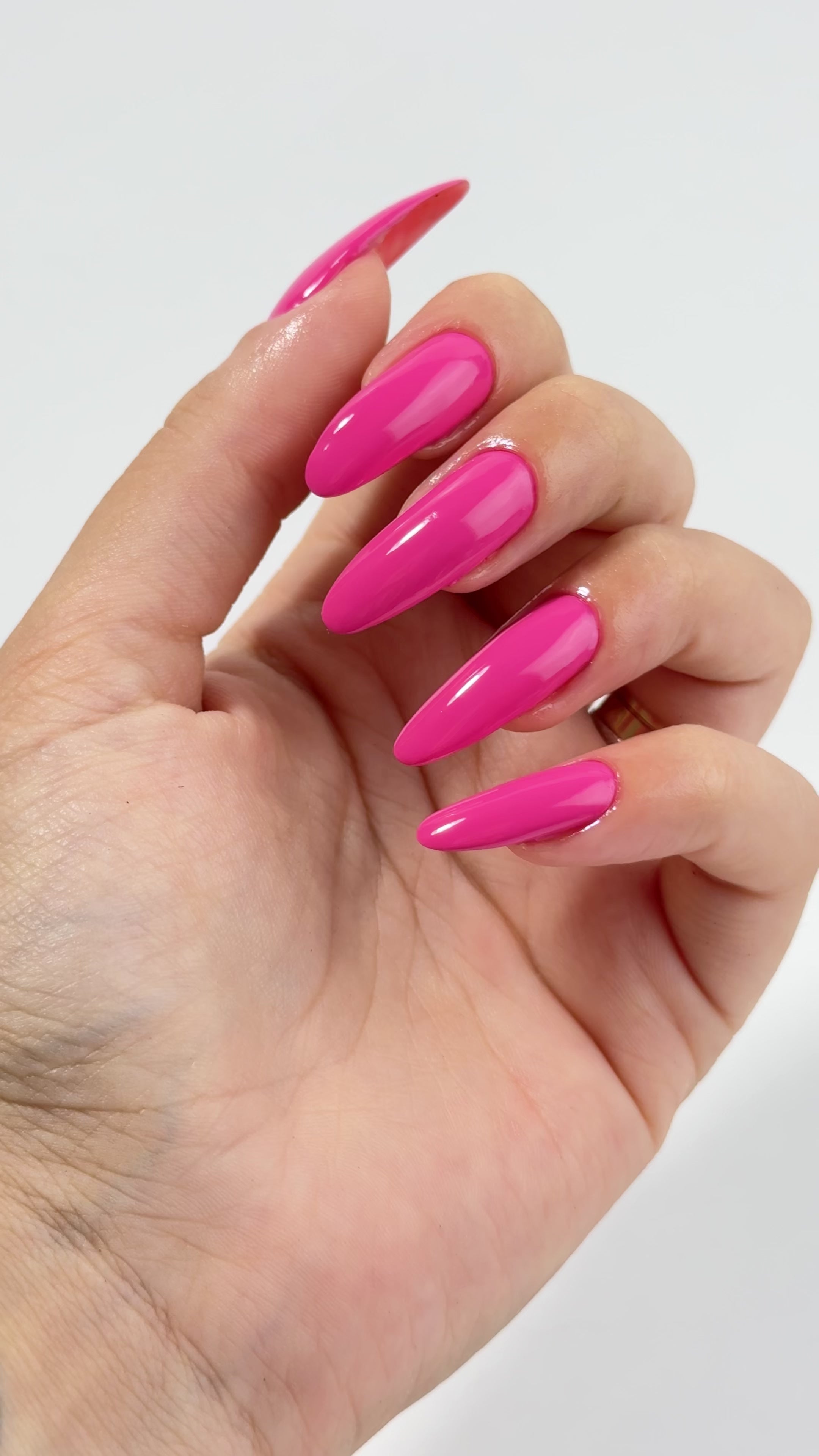 Carregar vídeo: Nutri Color - Care &amp; Colour - NC30