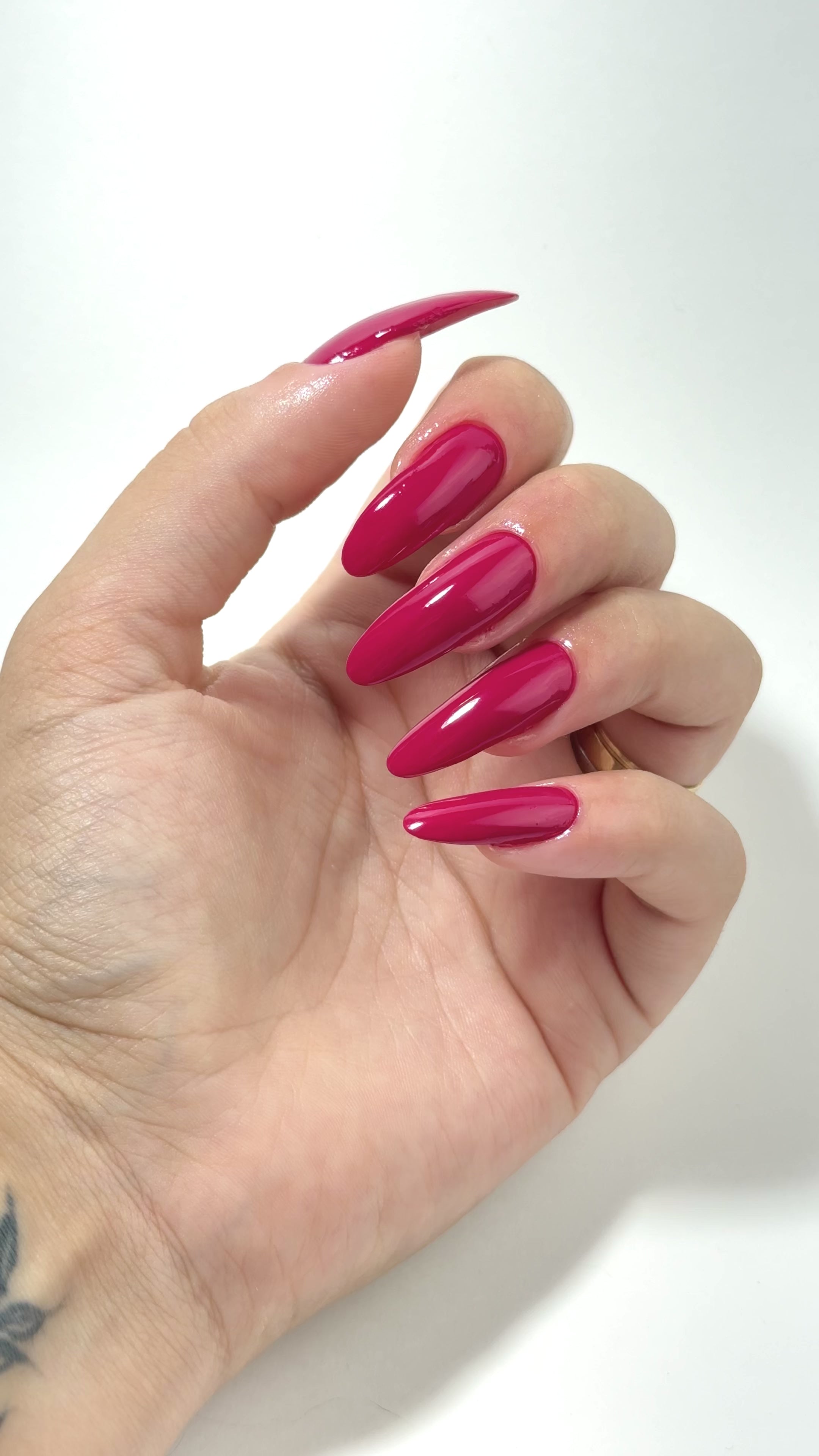 Carregar vídeo: Nutri Color - Care &amp; Colour - NC22