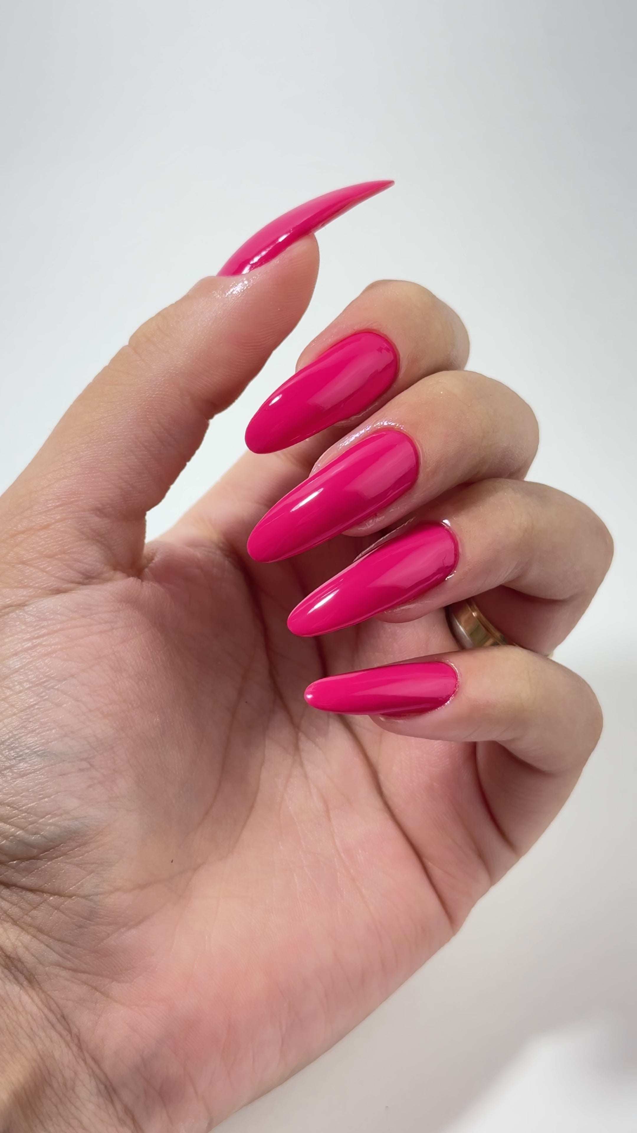 Carregar vídeo: Nutri Color - Care &amp; Colour - NC14