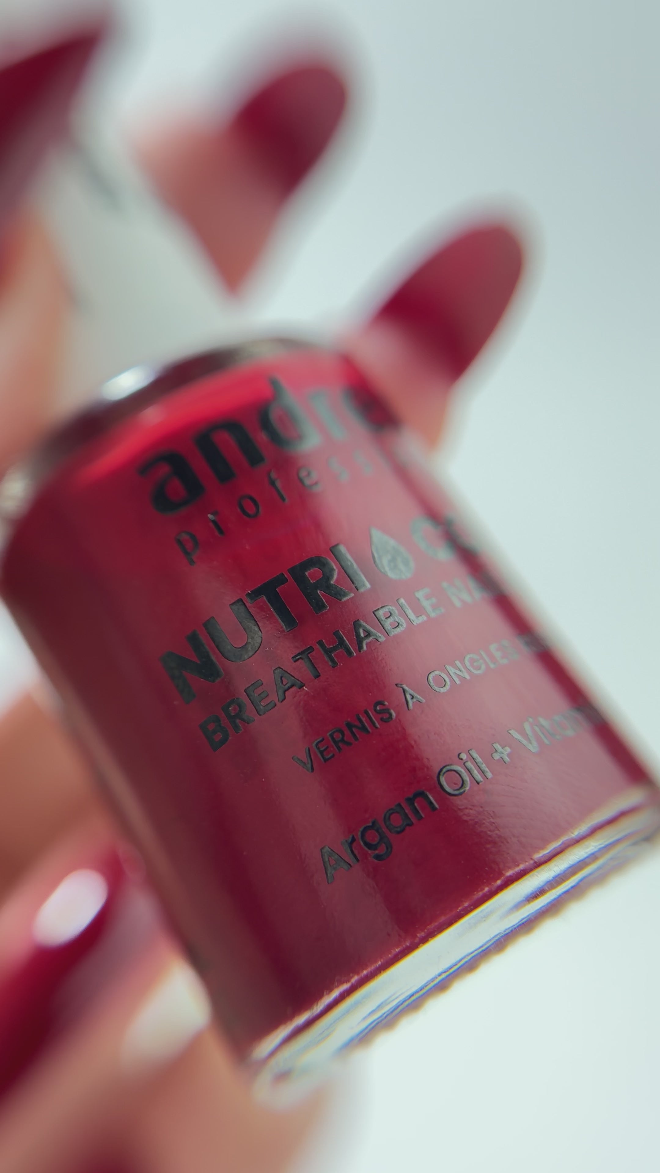 Carregar vídeo: Nutri Color - Care &amp; Colour - NC32