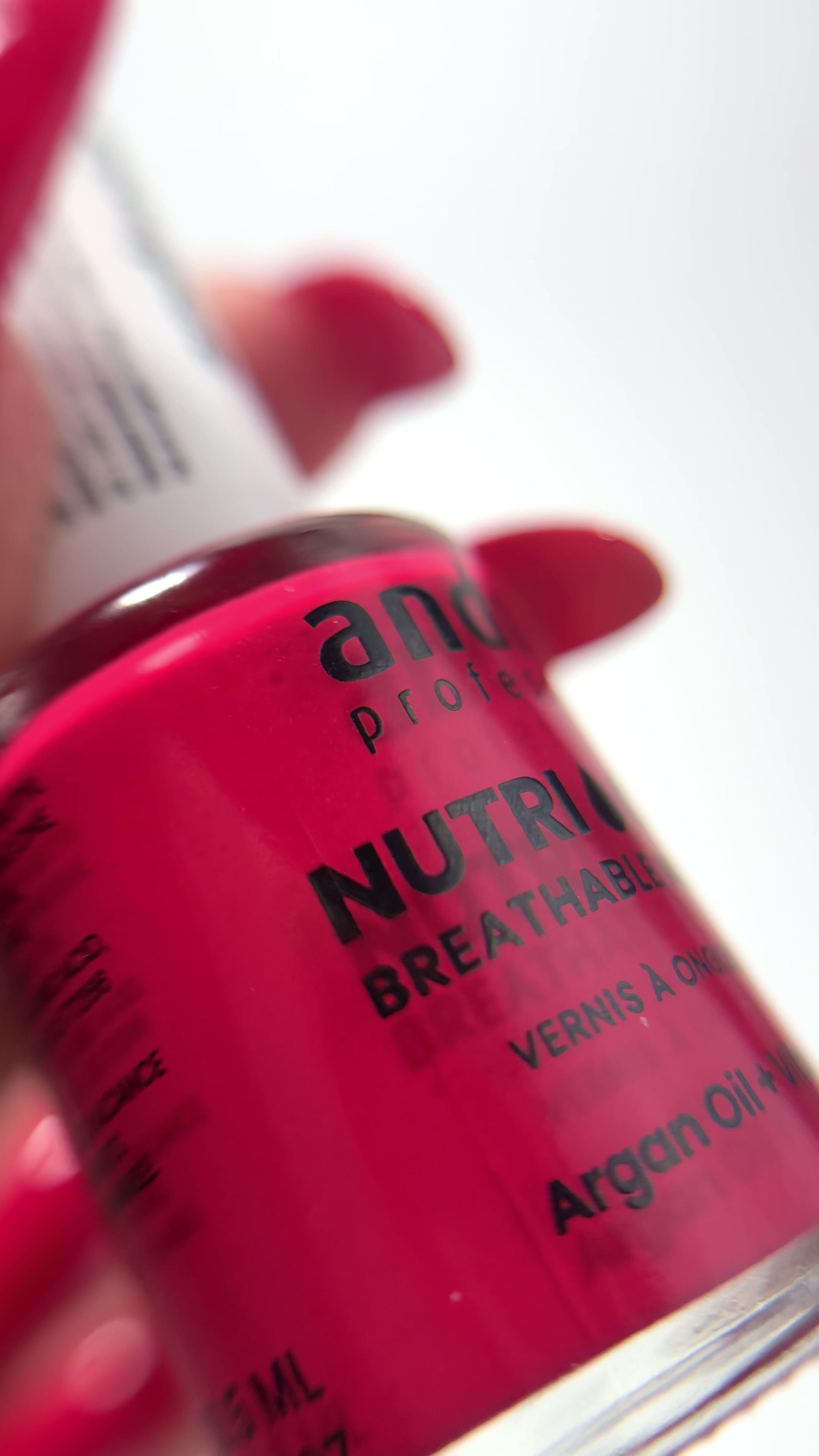 Carregar vídeo: Nutri Color - Care &amp; Colour - NC37