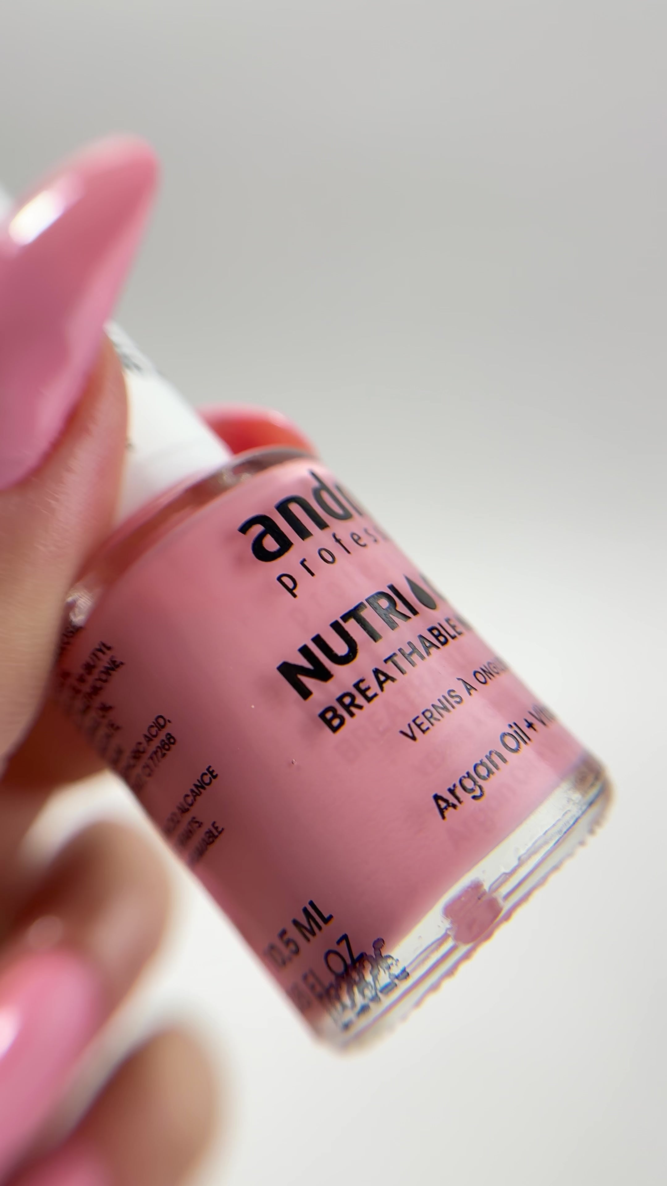 Carregar vídeo: Nutri Color - Care &amp; Colour - NC29